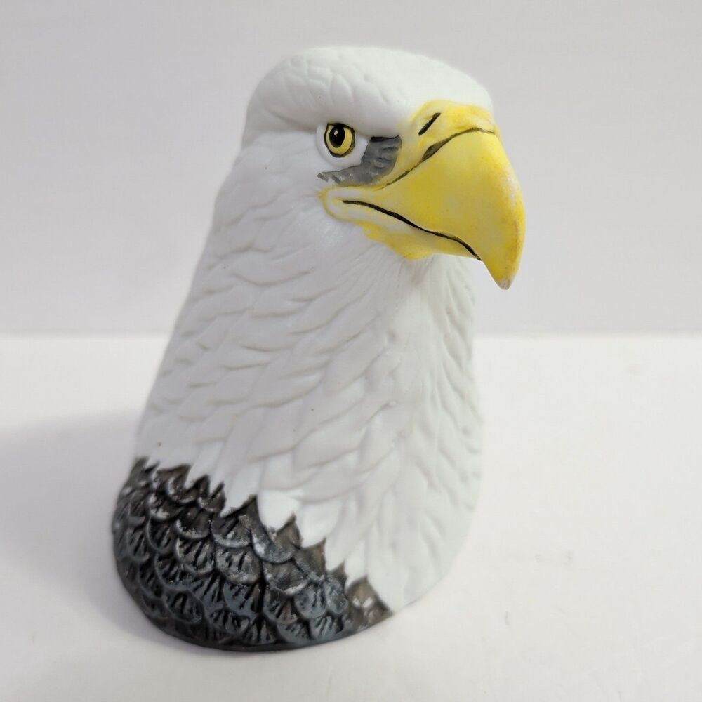 AMERICAN EAGLE GALLERY Ceramic Bald Eagle